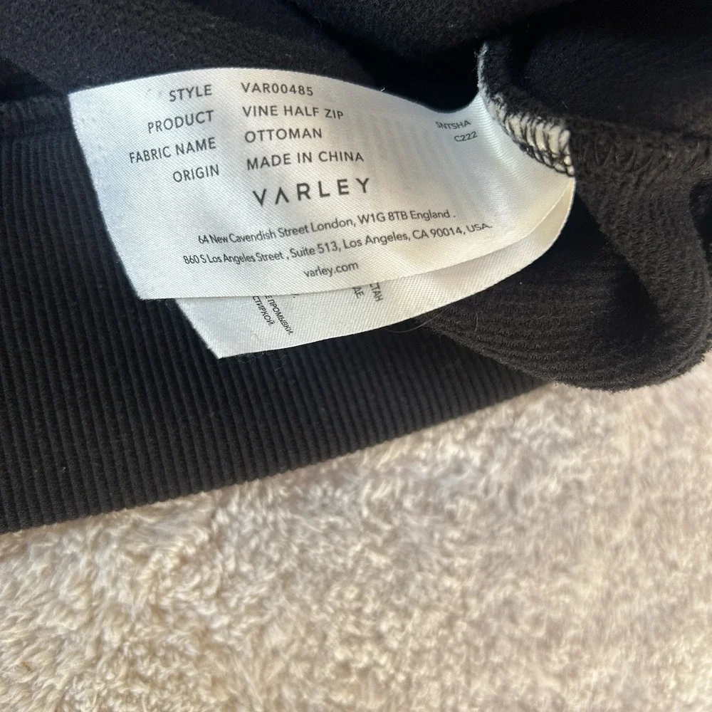 Varley Women's Medium Vine Gold Half Zip Black  Sweatshirt Pullover Oversized - Picture 2 of 8